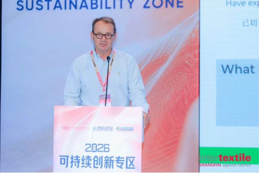 Philippe Thomazo deliver a keynote speech at the China seminar "Full Supply Chain Management of Responsible Textiles hos